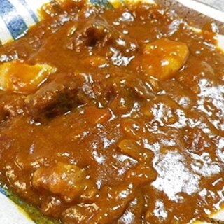 圧力鍋で、簡単トマトカレー